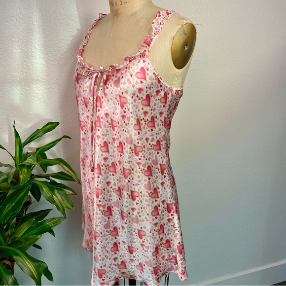💕LA Intimates Pink Hearts Slip Mini Dress with Ruffle Neckline - Size Medium💕 - Picture 2 of 5